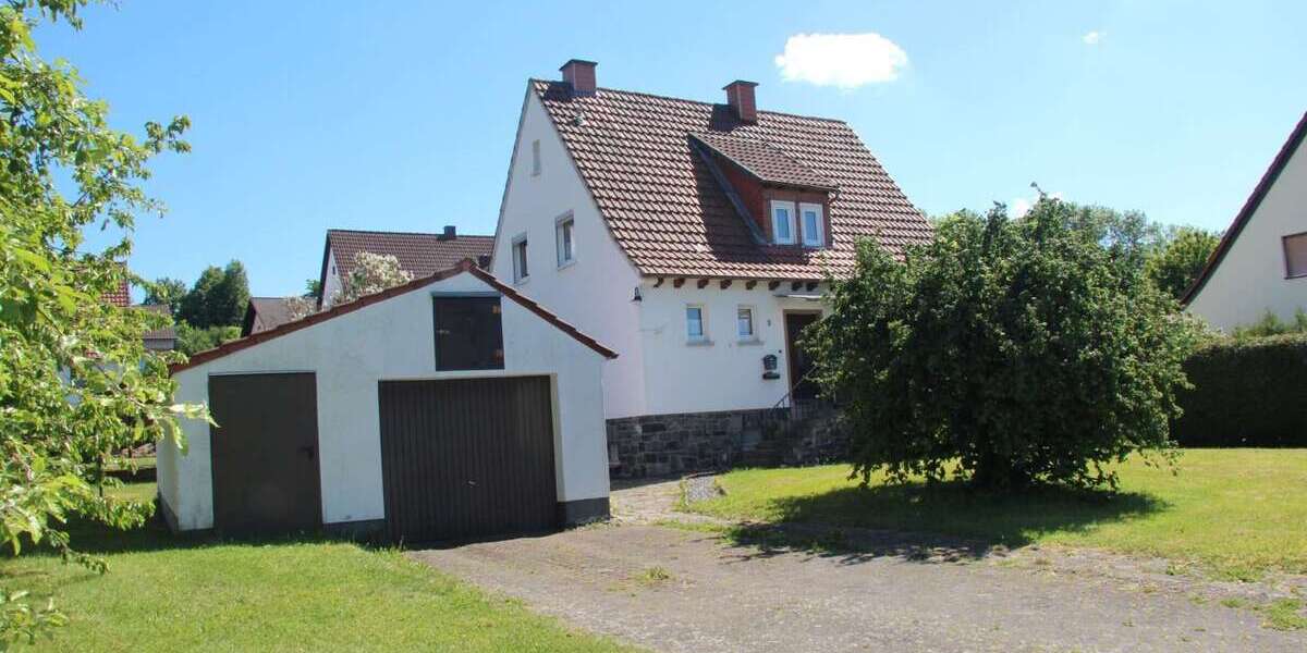 Einfamilienhaus Herbstein - 7 Zimmer, 153 m&sup2;, 185.000&euro; | Angebot:26755313
