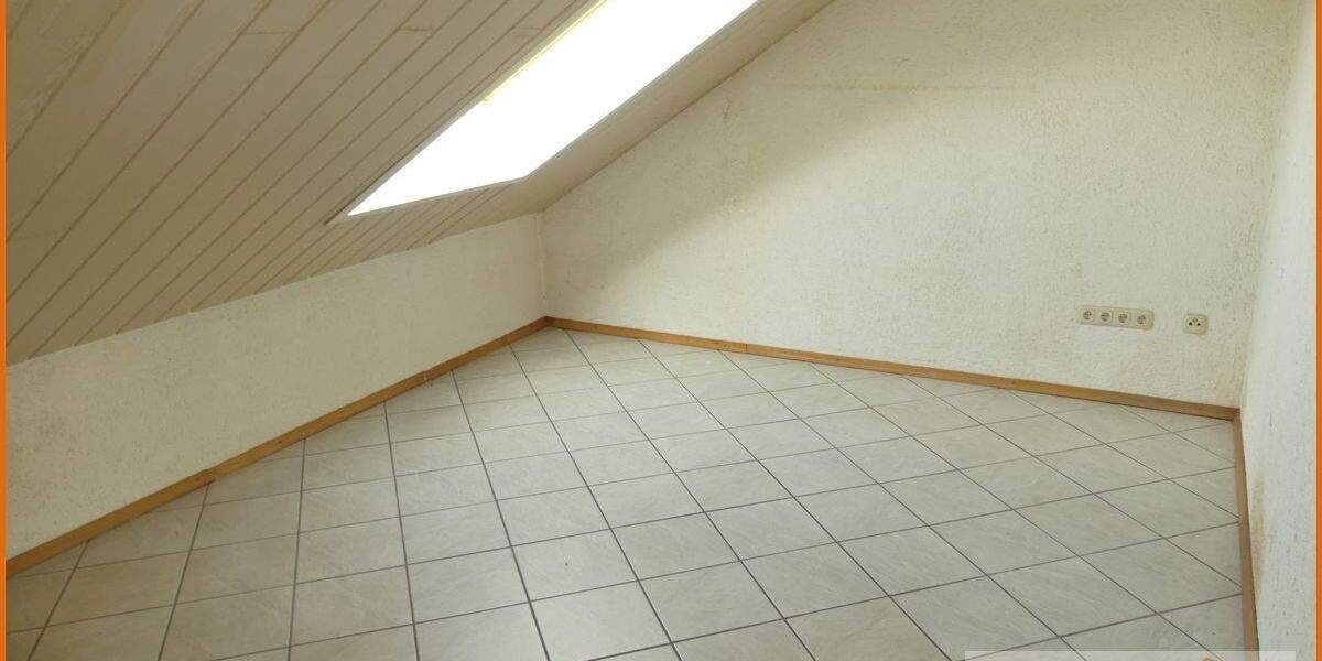 Etagenwohnung Flieden / Stork Stork - 4 Zimmer, 118 m&sup2;, 600&euro; | Angebot:26230920