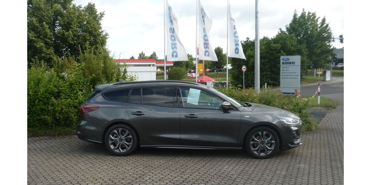 Ford Focus 6.990 km 25.990 &euro; Hünfeld 36088