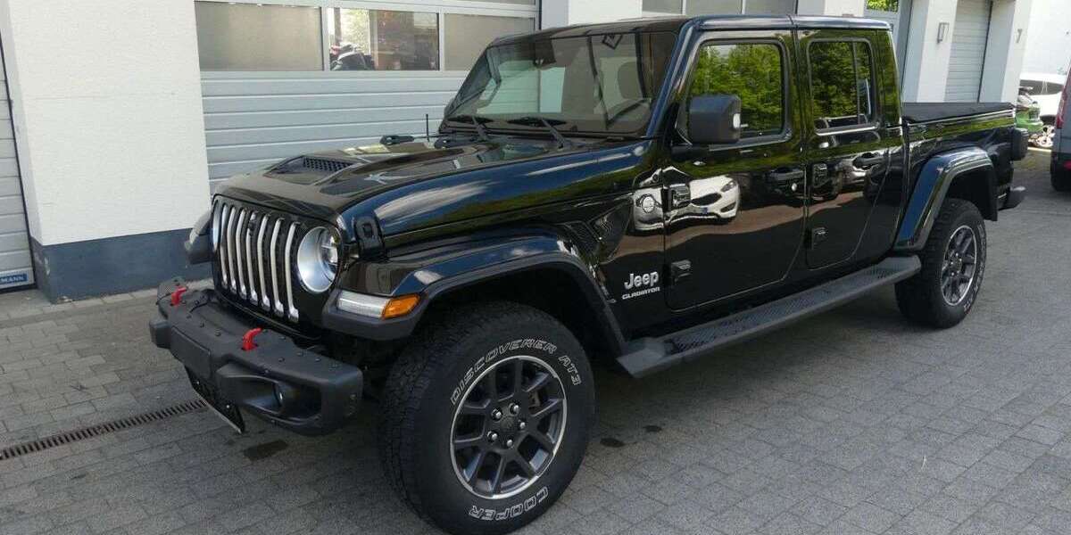 Jeep Gladiator 58.100 km 50.990 &euro; Ehrenberg-Seiferts 36115