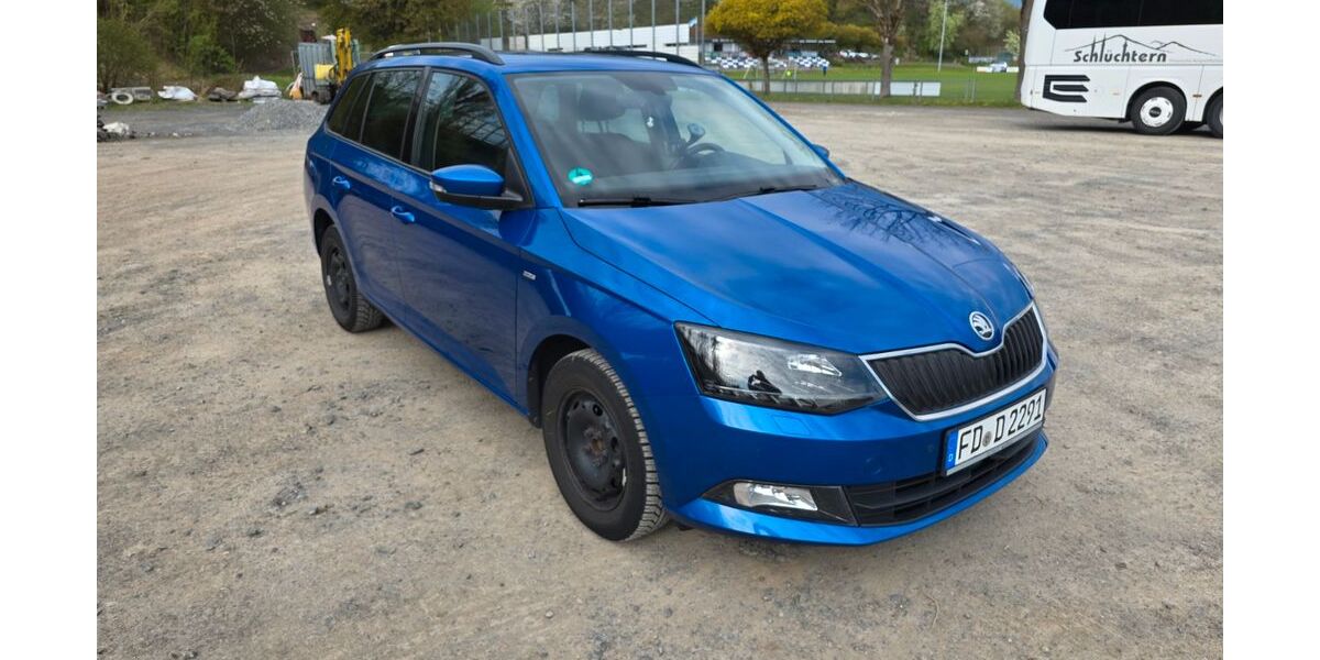 Skoda Fabia 71.000 km 9.500 &euro; Eichenzell 36124
