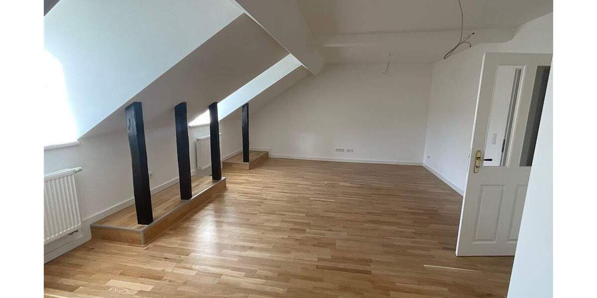 Etagenwohnung Bad Brückenau - 4 Zimmer, 126 m&sup2;, 870&euro; | Angebot:25733760
