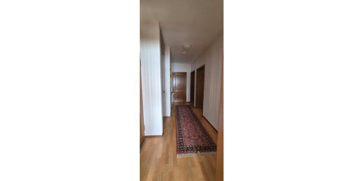 Einfamilienhaus Hünfeld - 9 Zimmer, 152 m&sup2;, 260.000&euro; | Angebot:26863308