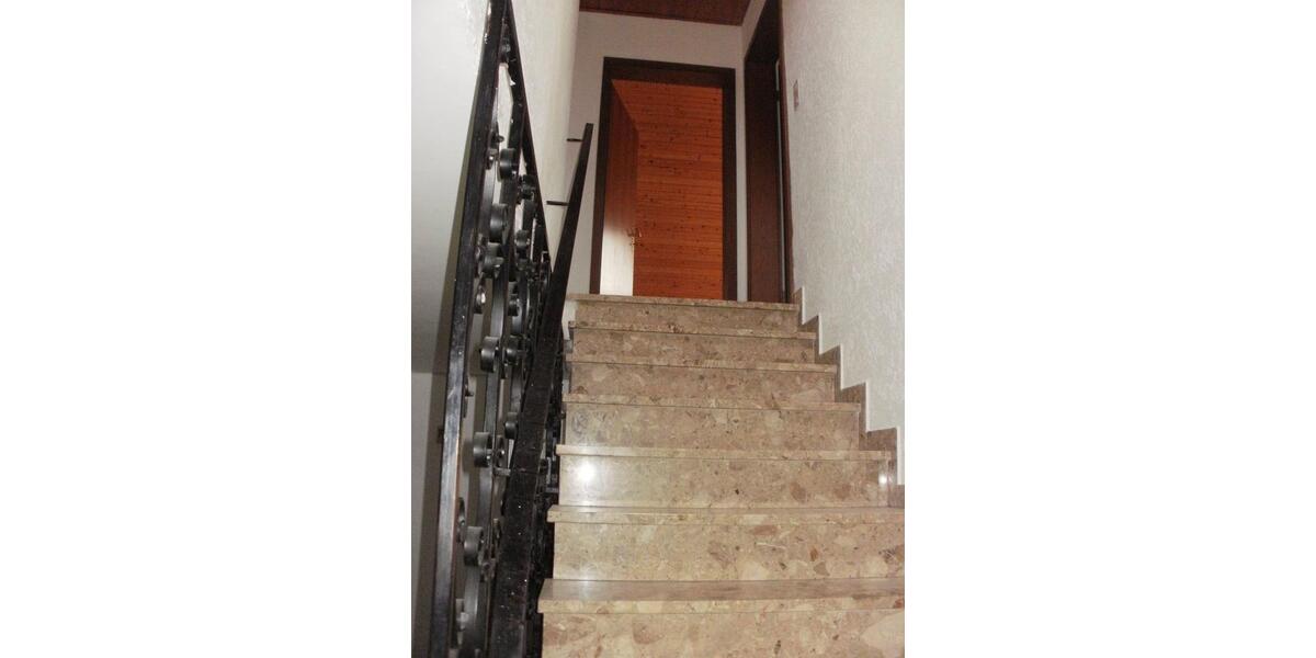 Mehrfamilienhaus, Wohnhaus Freiensteinau - 12 Zimmer, 240 m&sup2;, 265.000&euro; | Angebot:25933358