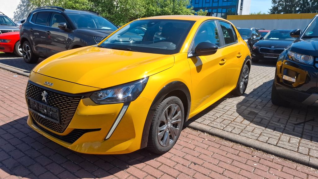 Peugeot 208 43.940 km 15.489 &euro; Fulda 36043