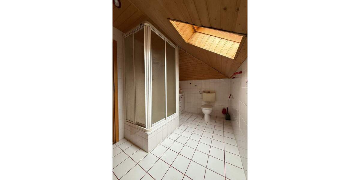 Einfamilienhaus Breitenbach am Herzberg Oberjossa - 9 Zimmer, 315 m&sup2;, 249.000&euro; | Angebot:25664657