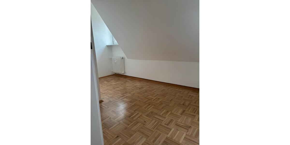 Dachgeschoßwohnung Wildflecken - 4 Zimmer, 80 m&sup2;, 640&euro; | Angebot:24325630