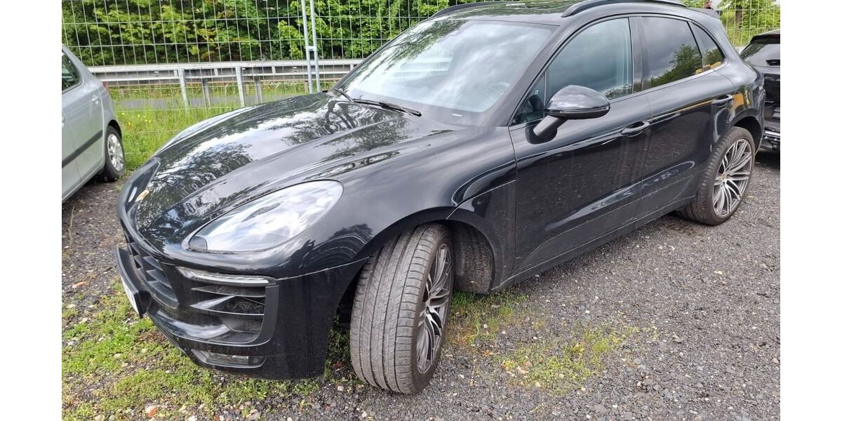 Porsche Macan 139.000 km 31.900 &euro; Eichenzell 36124
