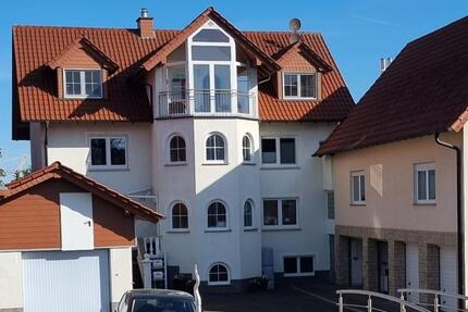 Haus Burghaun - 12 Zimmer, 400 m&sup2;, 2.800&euro; | Angebot:25794936