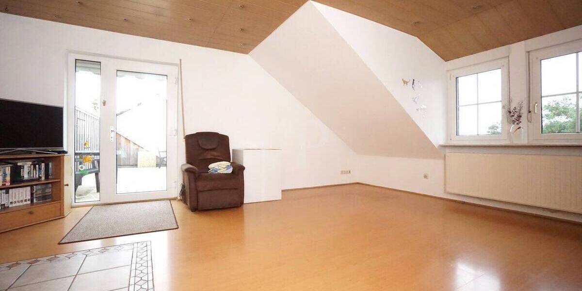 Mehrfamilienhaus, Wohnhaus Petersberg - 6 Zimmer, 180 m&sup2;, 490.000&euro; | Angebot:25731697