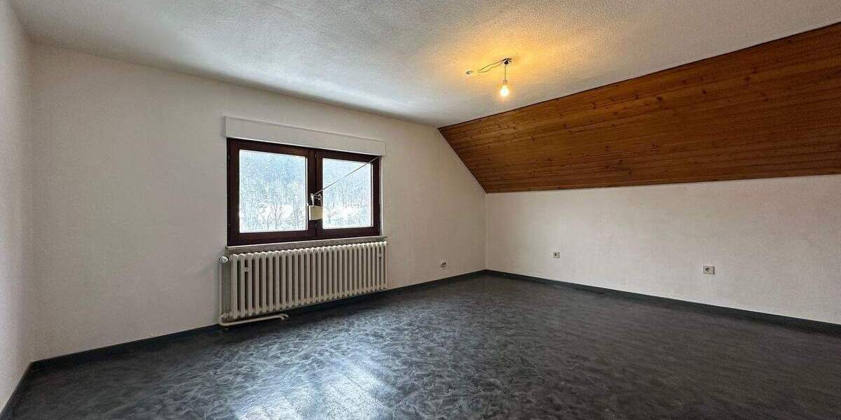 Einfamilienhaus Grebenau Udenhausen - 7 Zimmer, 115 m&sup2;, 189.000&euro; | Angebot:25821808