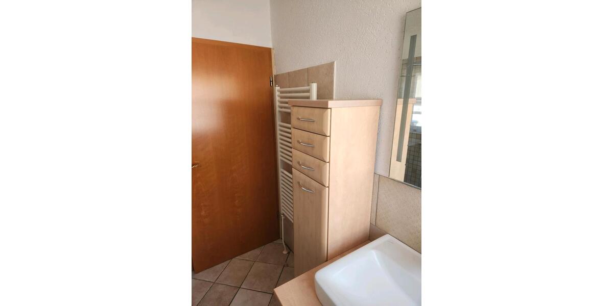 Einfamilienhaus Eiterfeld - 7 Zimmer, 140 m&sup2;, 215.000&euro; | Angebot:26725441