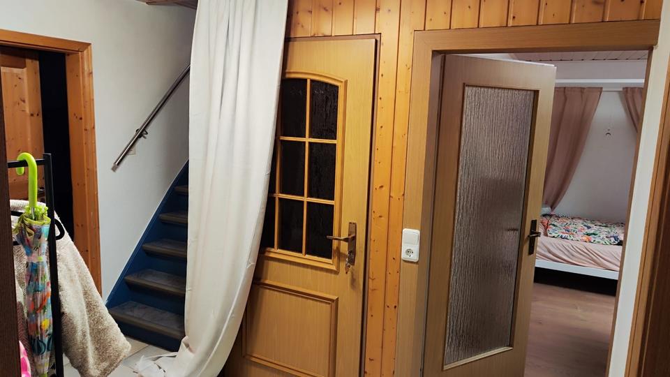 Etagenwohnung Burghaun - 5.5 Zimmer, 107 m&sup2;, 1.250&euro; | Angebot:24655667