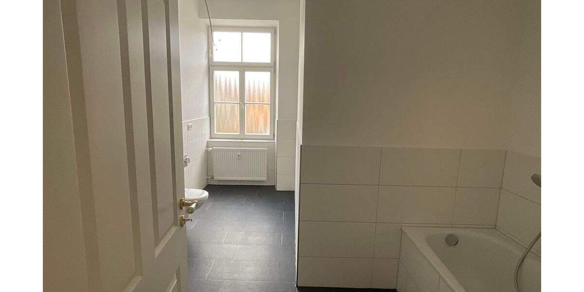 Etagenwohnung Bad Brückenau - 3 Zimmer, 107 m&sup2;, 800&euro; | Angebot:25863544