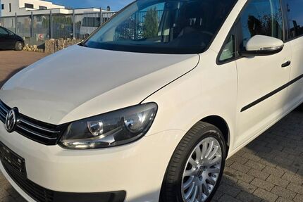 VW Touran 214.500 km 6.299 &euro; Fulda 36041