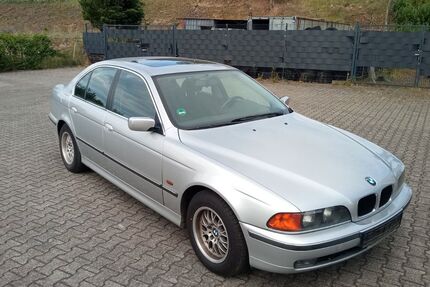 BMW 520 198.200 km 3.600 &euro; Uttrichshausen 36148
