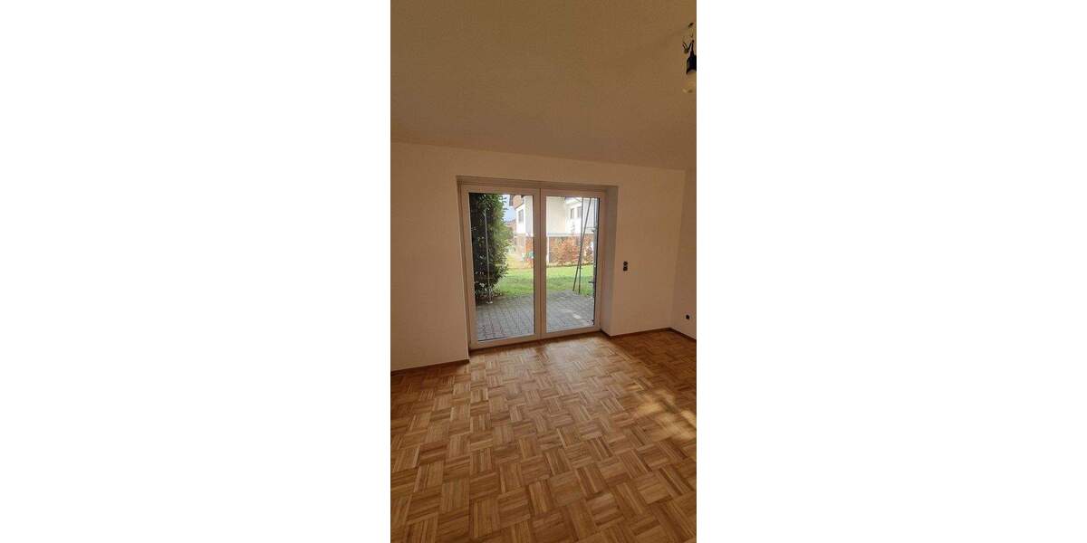 Etagenwohnung Schlüchtern - 2 Zimmer, 83 m&sup2;, 690&euro; | Angebot:25752233