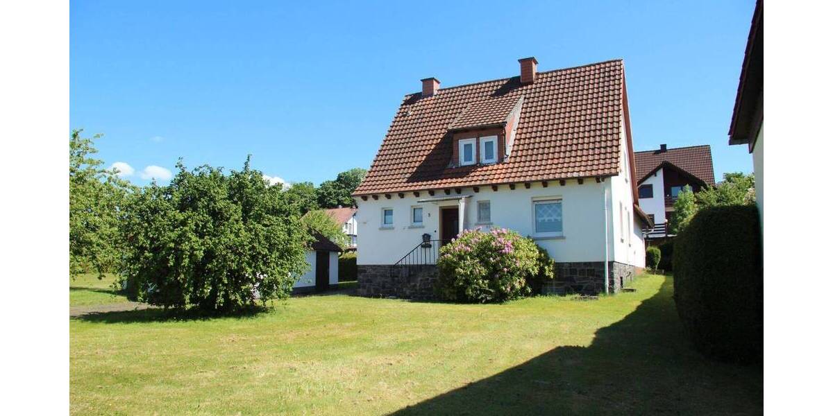 Mehrfamilienhaus, Wohnhaus Herbstein Altenschlirf - 7 Zimmer, 153 m&sup2;, 185.000&euro; | Angebot:26751885