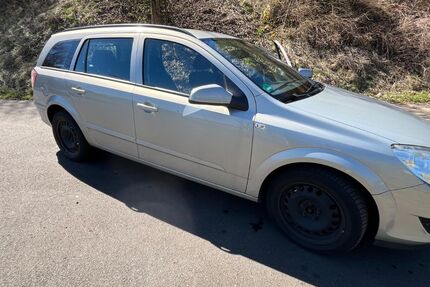 Opel Astra 207.000 km 1.999 &euro; Lauterbach 36341