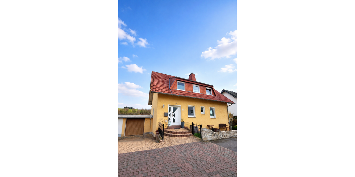 Einfamilienhaus Eiterfeld - 8 Zimmer, 220 m&sup2;, 339.000&euro; | Angebot:26184268