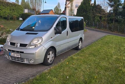Renault Trafic 306.000 km 3.700 &euro; Hilders 36115