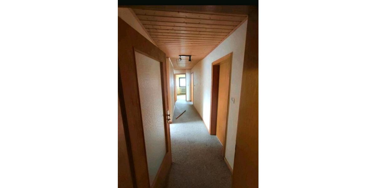 Dachgeschoßwohnung Künzell - 3 Zimmer, 60 m&sup2;, 620&euro; | Angebot:26459843