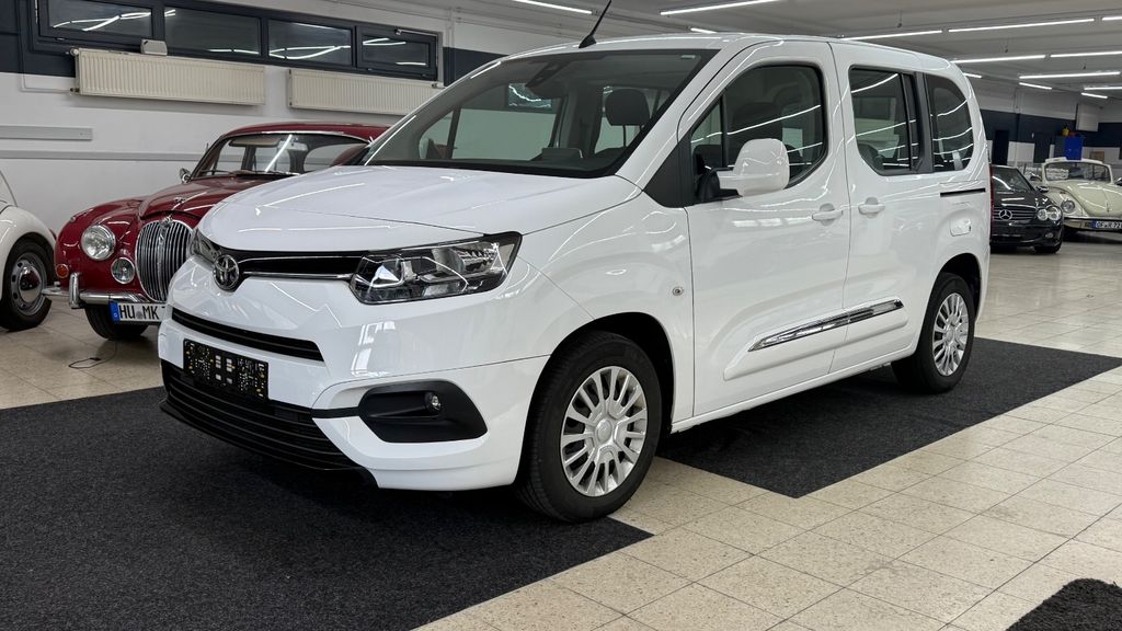 Toyota Proace City 41.490 km 18.490 &euro; Bischofsheim in der Rhön 97653