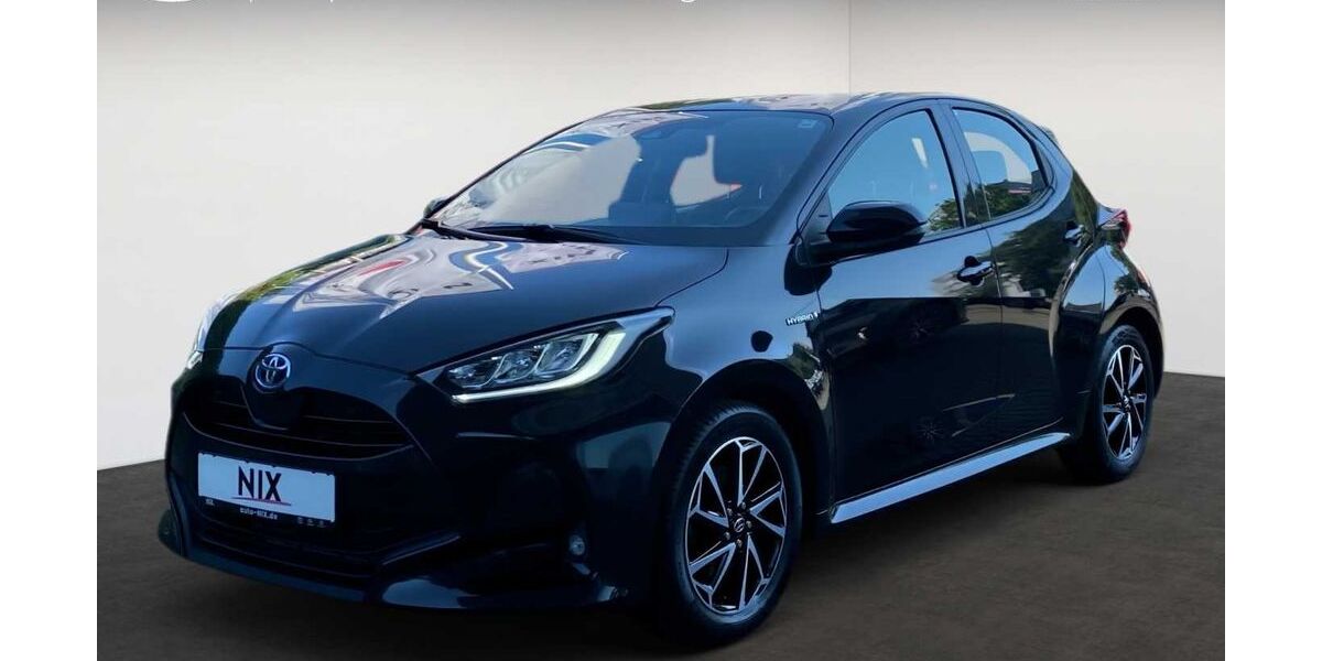 Toyota Yaris 80.450 km 17.990 &euro; Petersberg 36100