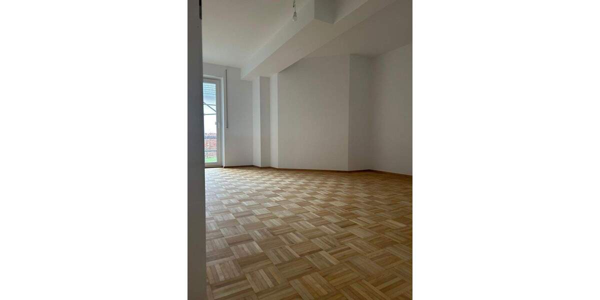 Etagenwohnung Schlüchtern - 2 Zimmer, 83 m&sup2;, 690&euro; | Angebot:25752233