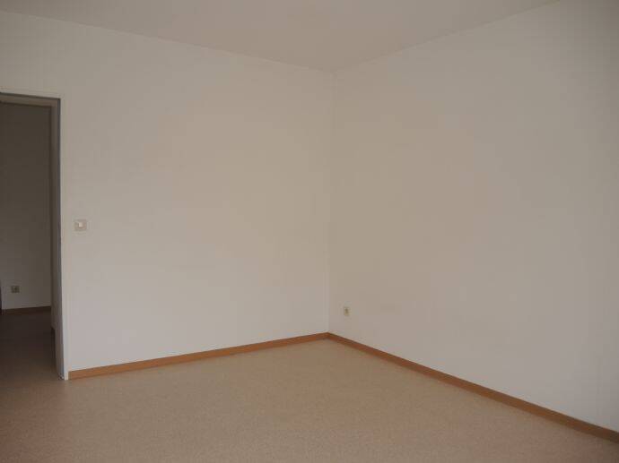 Etagenwohnung Bad Brückenau Staatsbad Brückenau - 4 Zimmer, 96 m&sup2;, 585&euro; | Angebot:26796331