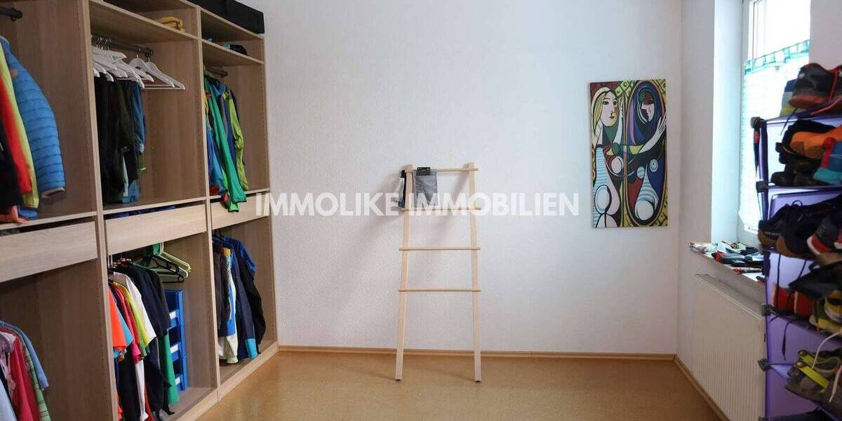 Einfamilienhaus Hünfeld - 6 Zimmer, 175 m&sup2;, 479.000&euro; | Angebot:25770852
