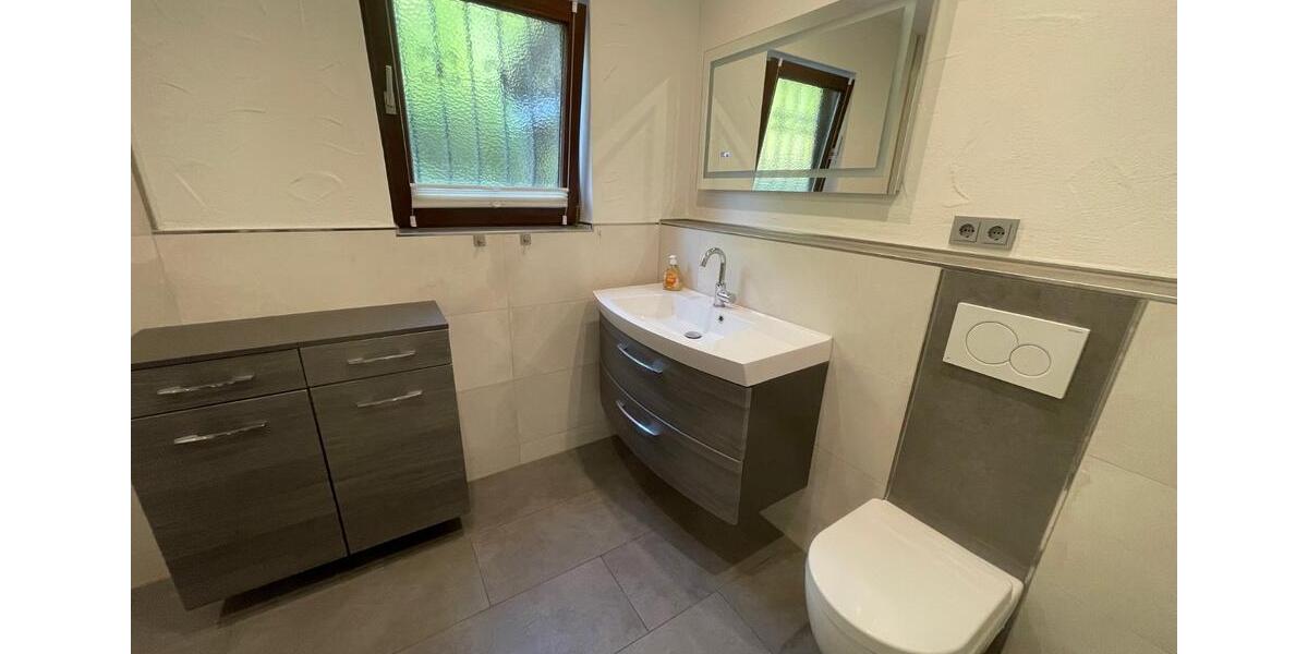 Einfamilienhaus Sinntal - 12 Zimmer, 213 m&sup2;, 248.000&euro; | Angebot:22648653