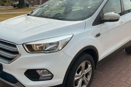 Ford Kuga 111.000 km 13.450 &euro; Lauterbach hessen 36341