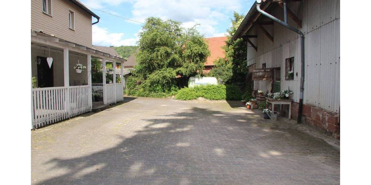 Mehrfamilienhaus, Wohnhaus Schlitz - 6 Zimmer, 140 m&sup2;, 220.000&euro; | Angebot:26673230