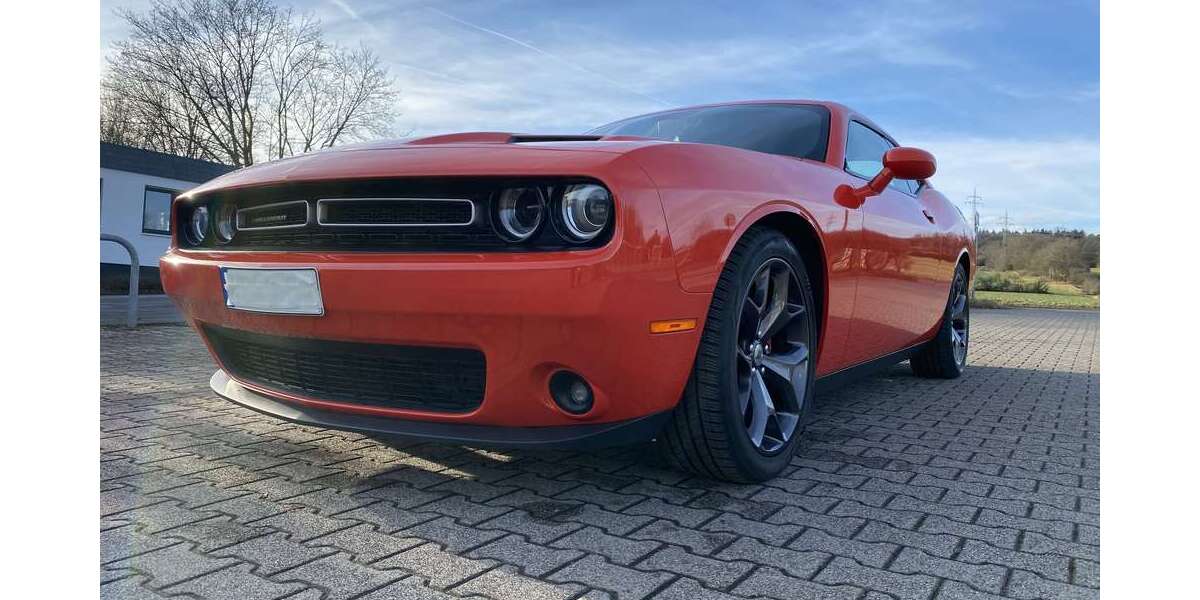 Dodge Challenger 102.000 km 24.000 &euro; Lauterbach (Hessen), Kreisstadt 36341