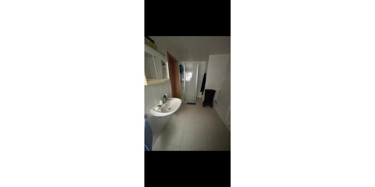 Etagenwohnung Schlitz - 7.5 Zimmer, 138 m&sup2;, 900&euro; | Angebot:26636093