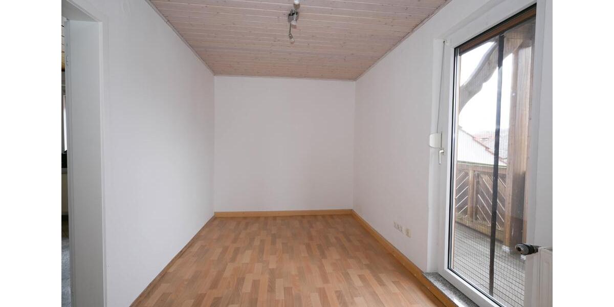 Etagenwohnung Tann (Rhön) - 3 Zimmer, 80 m&sup2;, 875&euro; | Angebot:25934782