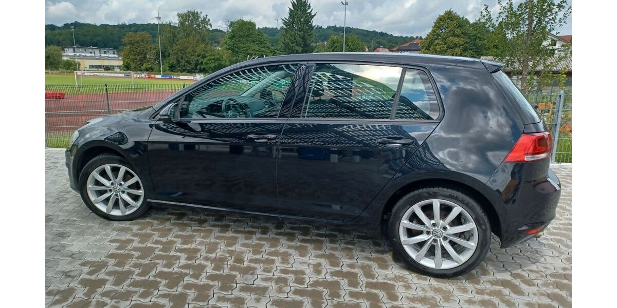 VW Golf 110.000 km 8.250 &euro; Sinntal 36391