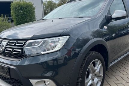 Dacia Logan 74.000 km 7.890 &euro; Fulda 36043