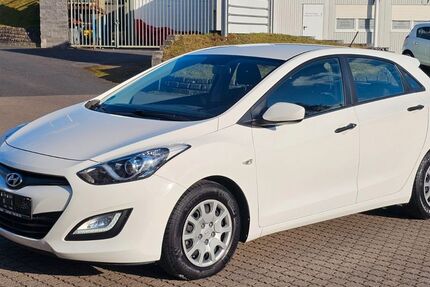 Hyundai i30 89.683 km 7.490 &euro; Fulda 36043