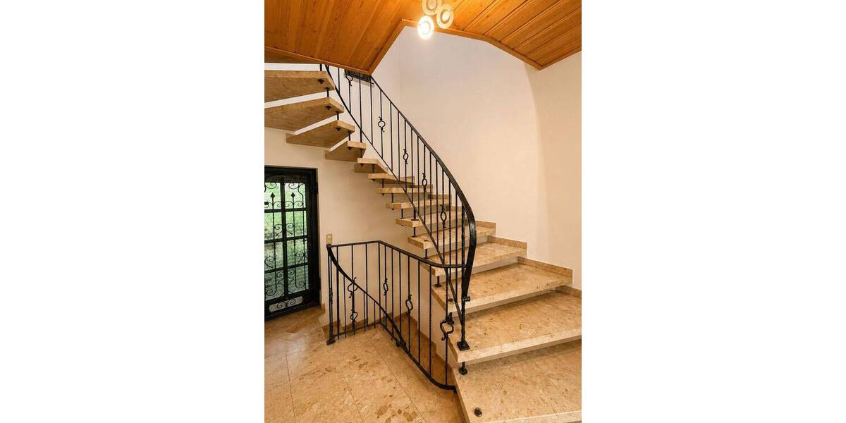 Mehrfamilienhaus, Wohnhaus Fulda Aschenberg - 8 Zimmer, 214 m&sup2;, 750.000&euro; | Angebot:26833815