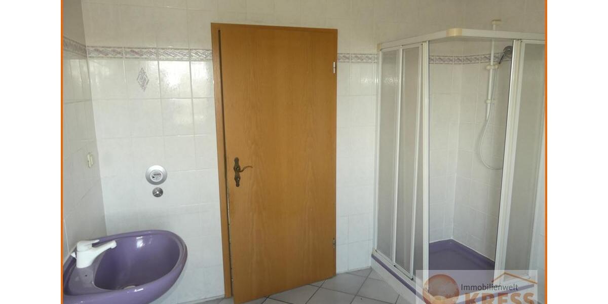 Dachgeschoßwohnung Flieden - 4 Zimmer, 118 m&sup2;, 600&euro; | Angebot:25307981