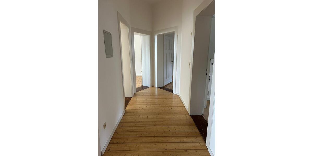 Etagenwohnung Fulda - 4 Zimmer, 100 m&sup2;, 890&euro; | Angebot:25646017