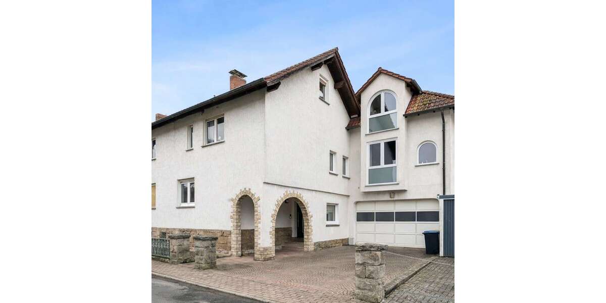 Einfamilienhaus Burghaun - 13 Zimmer, 310 m&sup2;, 649.000&euro; | Angebot:25732584