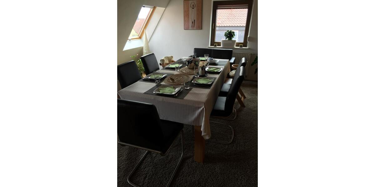 Mehrfamilienhaus, Wohnhaus Petersberg - 8 Zimmer, 220 m&sup2;, 2.600&euro; | Angebot:26239160