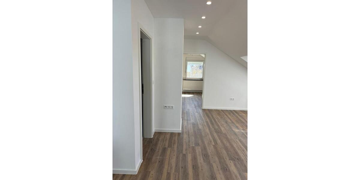 Etagenwohnung Eichenzell - 4 Zimmer, 75 m&sup2;, 1.000&euro; | Angebot:26050749