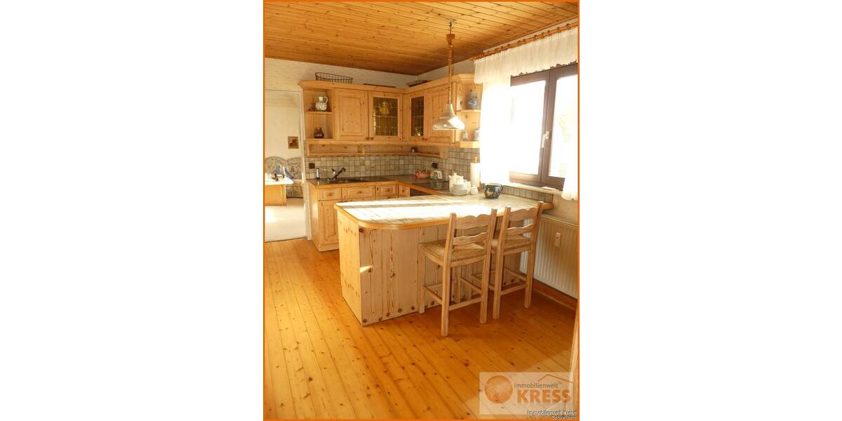 Mehrfamilienhaus, Wohnhaus Sinntal / Oberzell Oberzell - 8 Zimmer, 212 m&sup2;, 275.000&euro; | Angebot:26392538