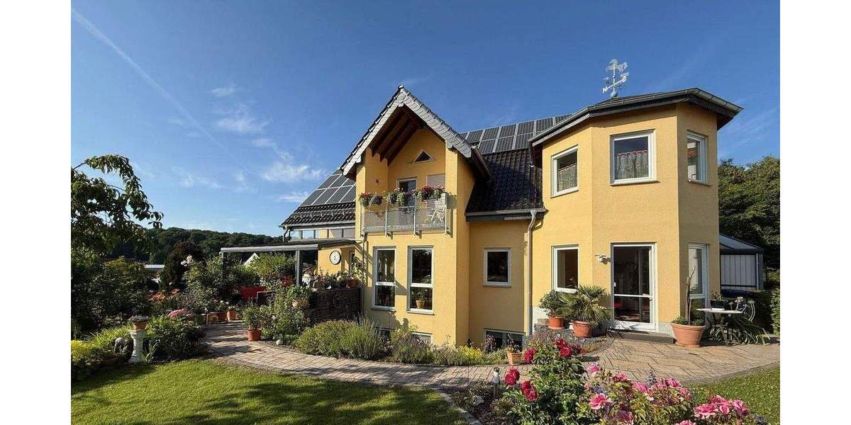 Einfamilienhaus Künzell-Engelhelms Engelhelms - 8 Zimmer, 322 m&sup2;, 995.000&euro; | Angebot:25654317