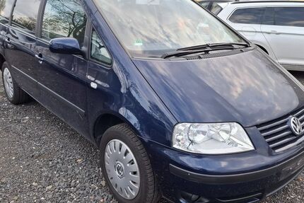 VW Sharan 58.000 km 7.499 &euro; Eichenzell 36124