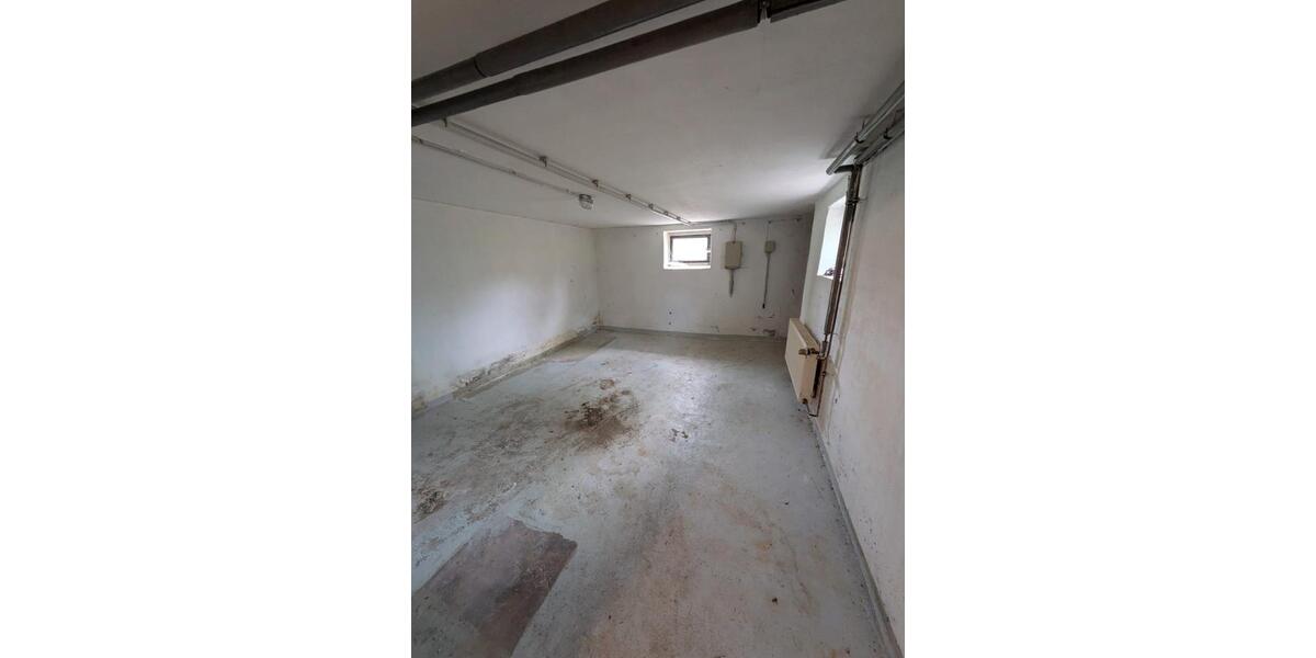 Einfamilienhaus Grebenhain - 8 Zimmer, 155 m&sup2;, 169.000&euro; | Angebot:26646083